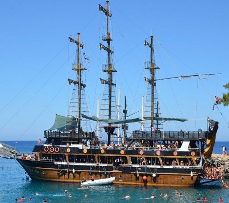 Анталия и Кемер | экскурсия на пиратской лодке