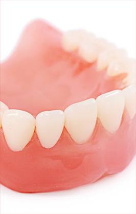 Prothesen-als-Zahnersatz