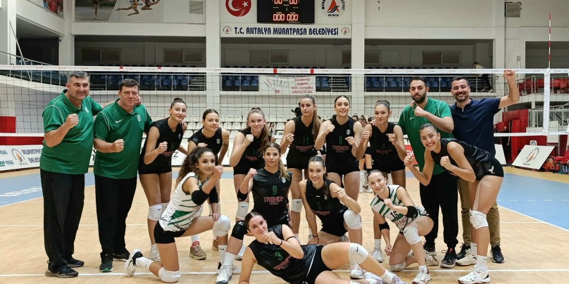 TRENDY HOTELS MANAVGAT BELEDİYESPOR KAZANMAYA DEVAM EDİYOR