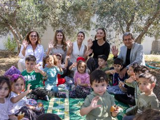 MANAVGAT’TA MİNİK ELLER ZEYTİN HASADINDA
