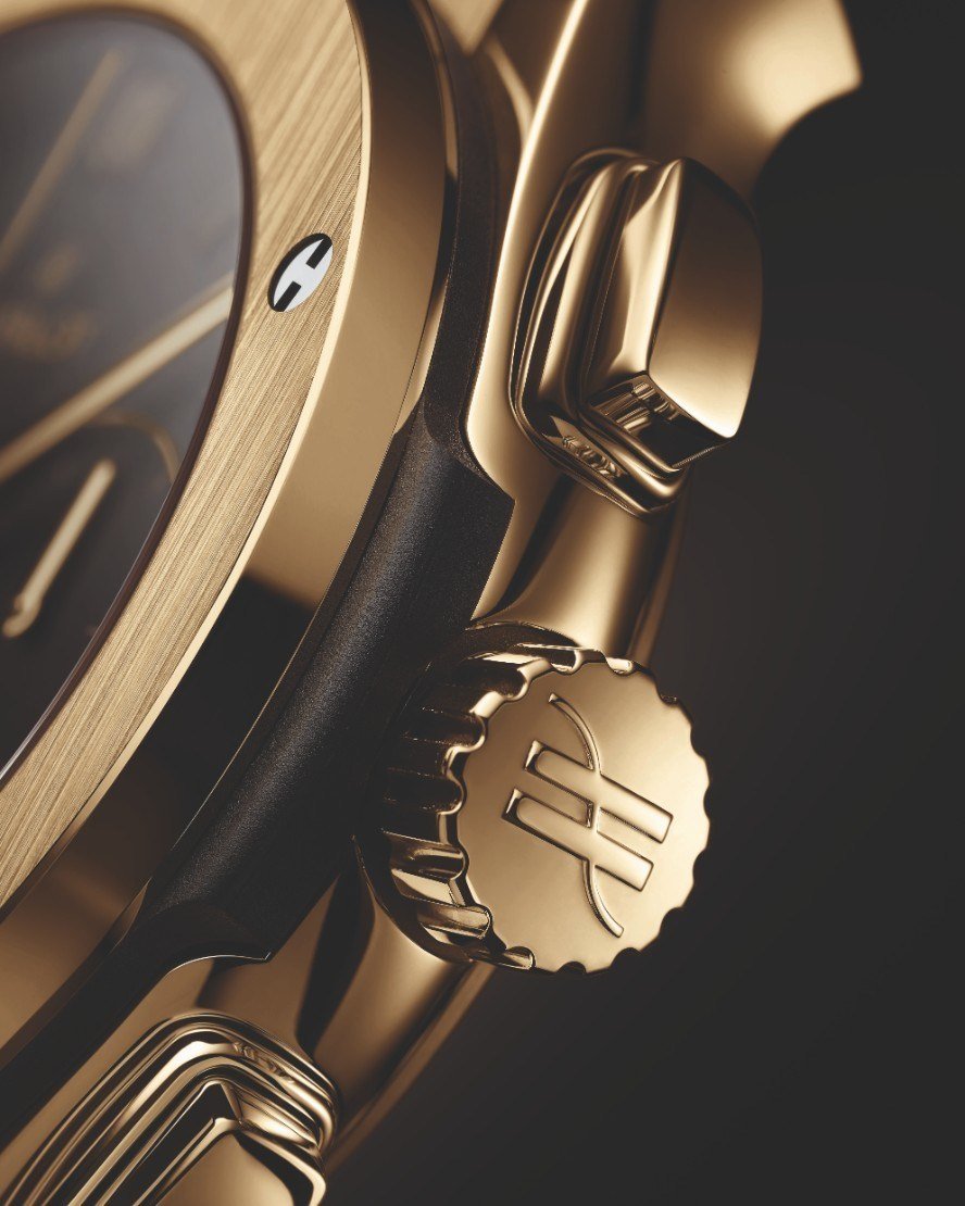Hublot_Classic Fusion Chronograph Yellow Gold_541.VX.1130.RX-CU-