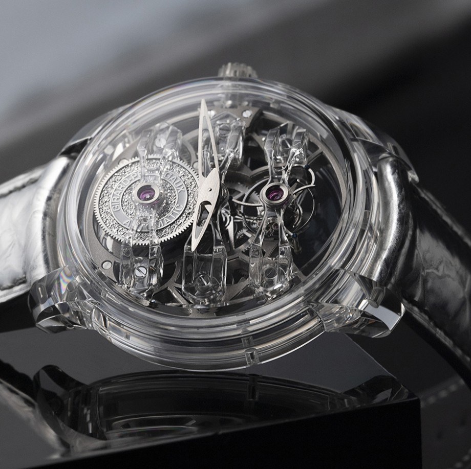 Quasar-Light-Three-Bridges-1