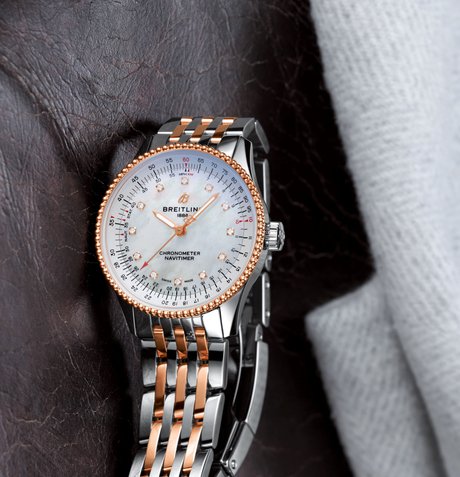 the-breitling-navitimer-automatic-35-f562