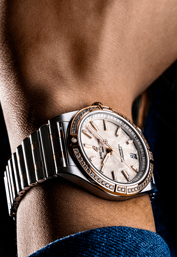 u10380591a2u1-chronomat-automatic-36-on-wrist