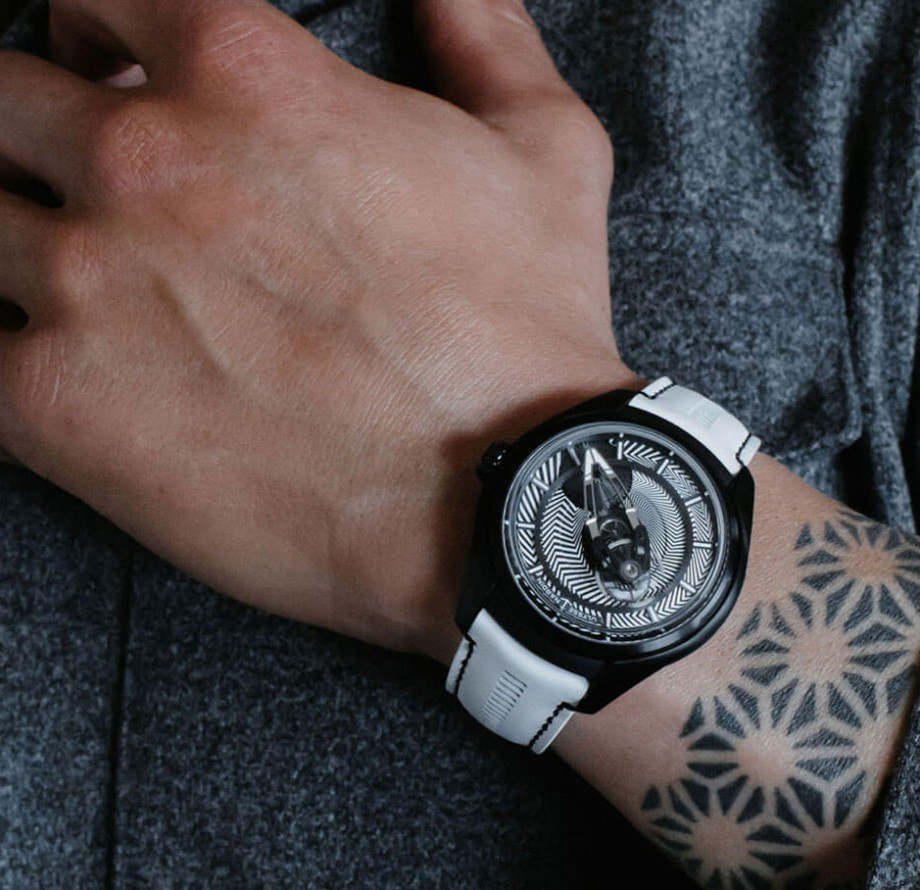 Ulysse-Nardin-Freak-X-43mm-1