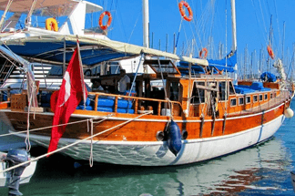 Flash 2 Standard Yacht