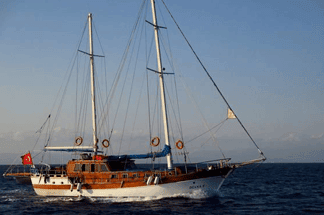 Diana S Standard Yacht