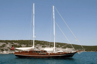 Arif Kaptan A Deluxe Yacht