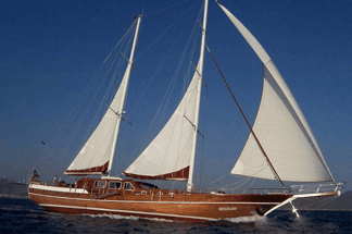 Dreamland Deluxe Yacht