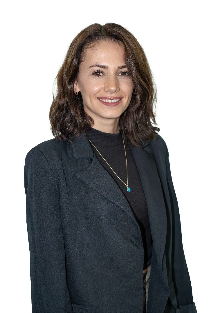 ÖZLEM ÇETİN