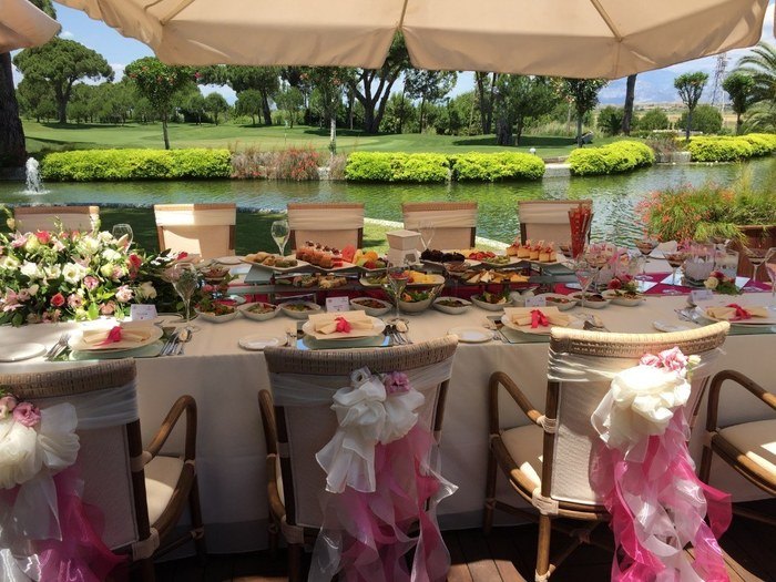 Wedding table in hotel wedding