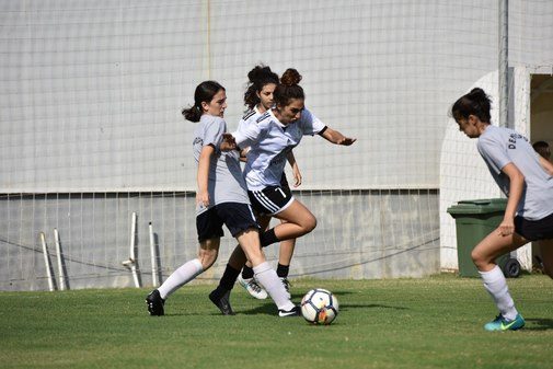 Сборы для женских футбольных команд в Анталии