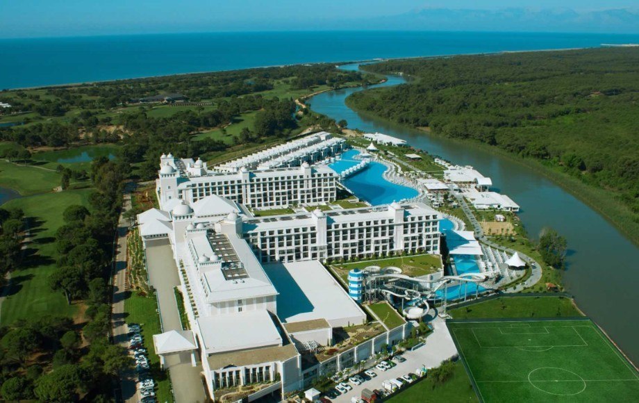 футбольный тренировочный лагерь в Анталии