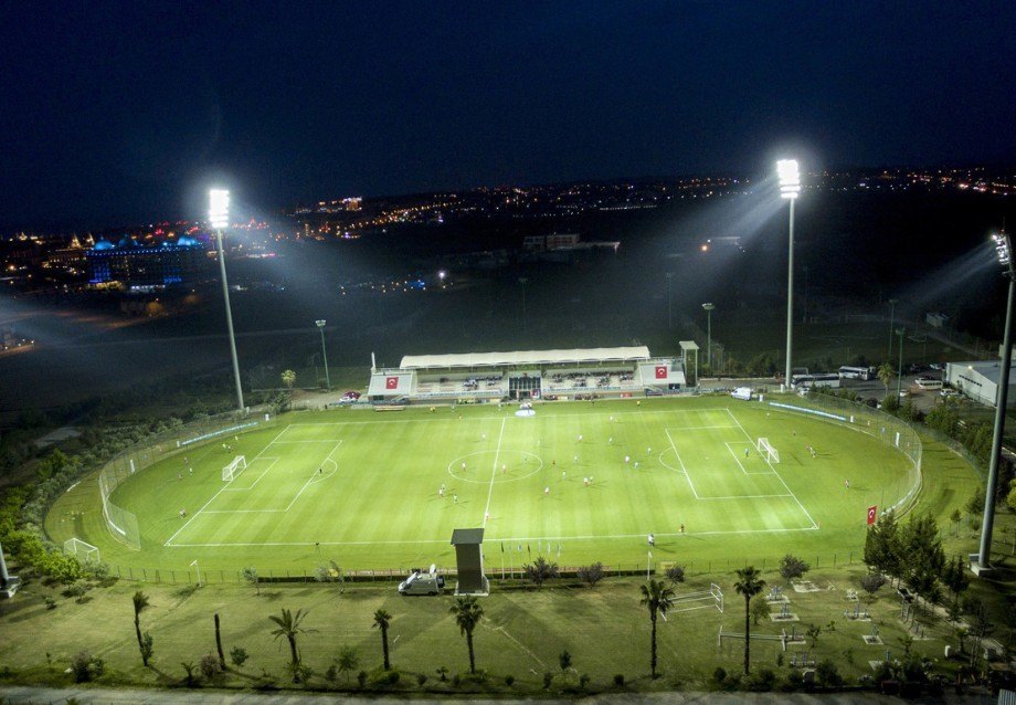 футбольный тренировочный лагерь в Анталии