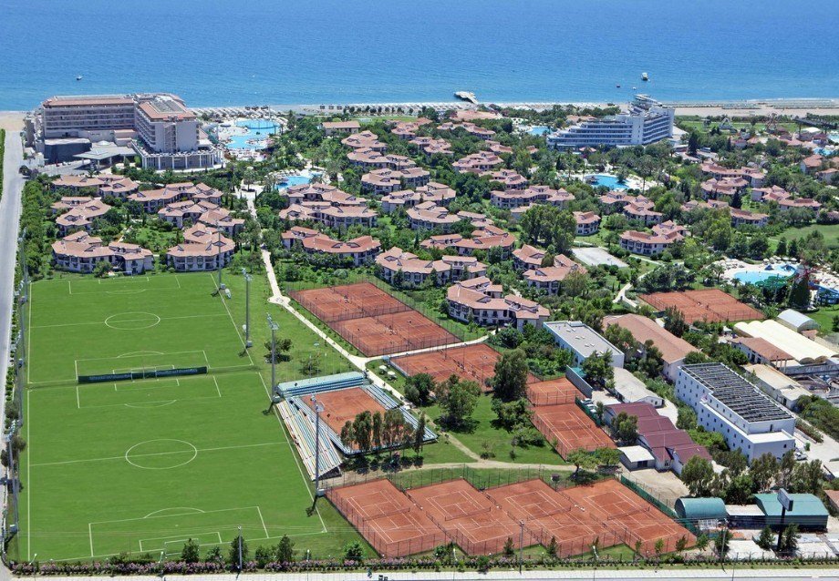 футбольный тренировочный лагерь в Анталии