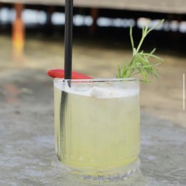 Plage Isolee Alaçatı