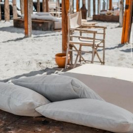 Plage Isolee Alaçatı