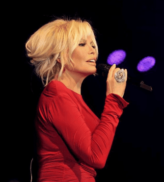 AJDA PEKKAN ÇEŞME ALAÇATI KONSERLERİ 2023