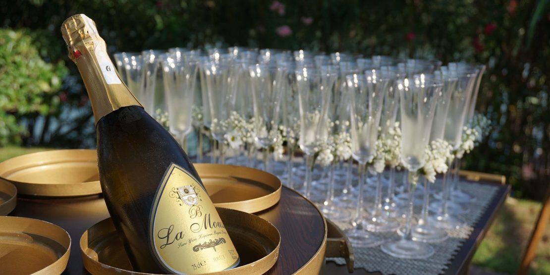 Rufen Sie unsere Firma für eine Cocktail-Hochzeit in Antalya