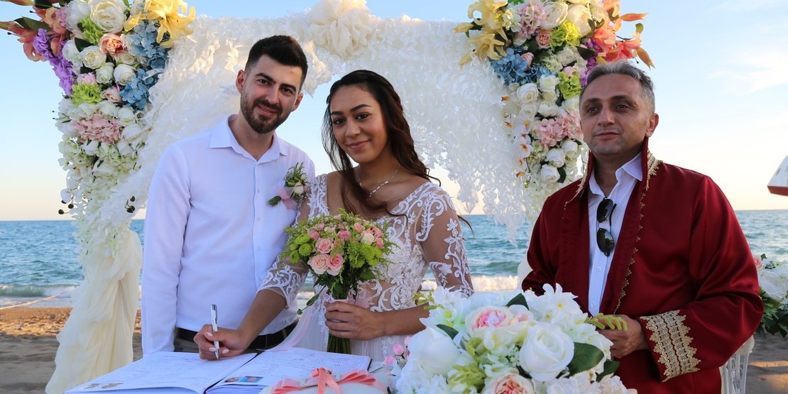 Heiraten in der Türkei für Ausländern Hochzeitspaar