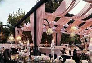 ازدواج سمبولیک ایرانی در آنتالیا