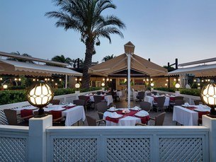 CRYSTAL FAMILY RESORT (2)