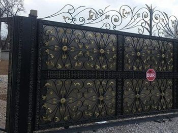 Ferforje Yana Kayar (Raylı) Kapı Nedir?