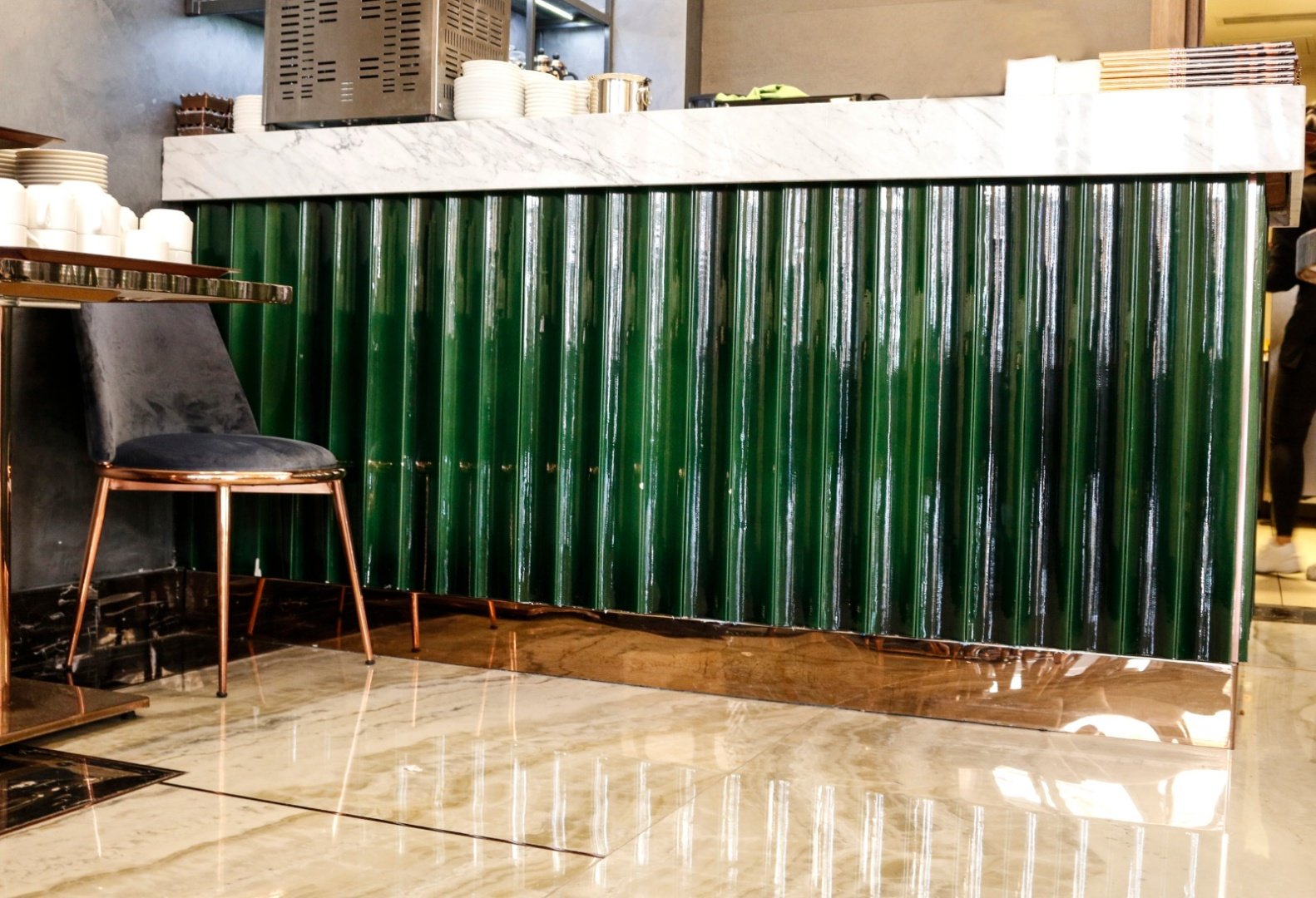 10.100 wow banko önü zümrüt yeşil seramik karo