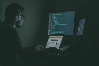 web sitesi programcısı