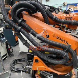 KUKA KRC2 KR 240-2 2000