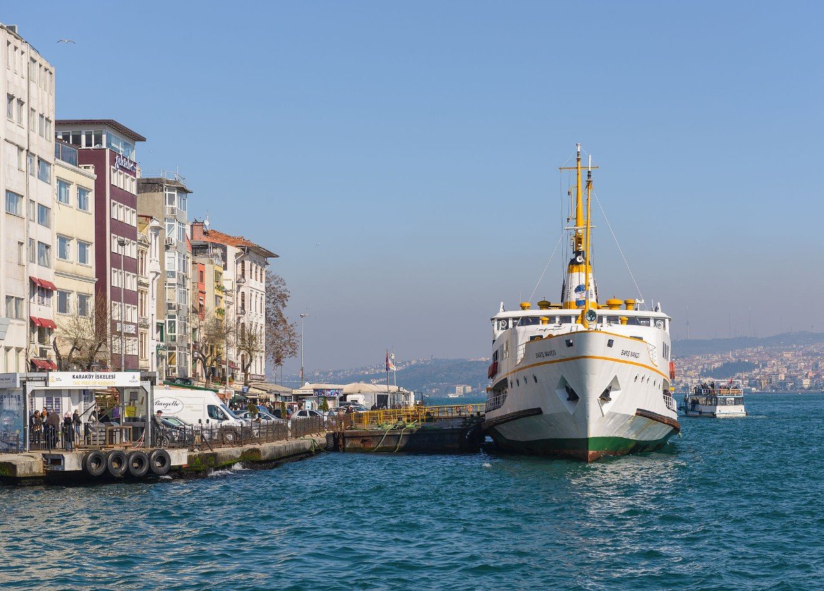 Karaköy_Mars_2013_02