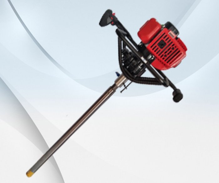 1509090106-el-sondaj-makinasi-ve-karotiyer-tij-bagli-h