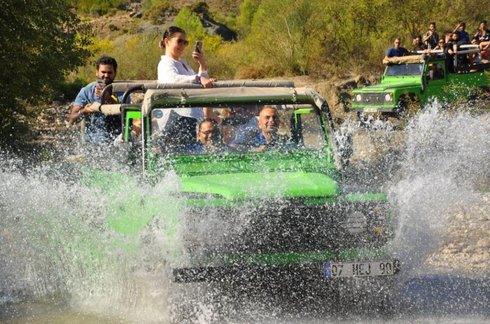 KUNDU JEEP SAFARİ