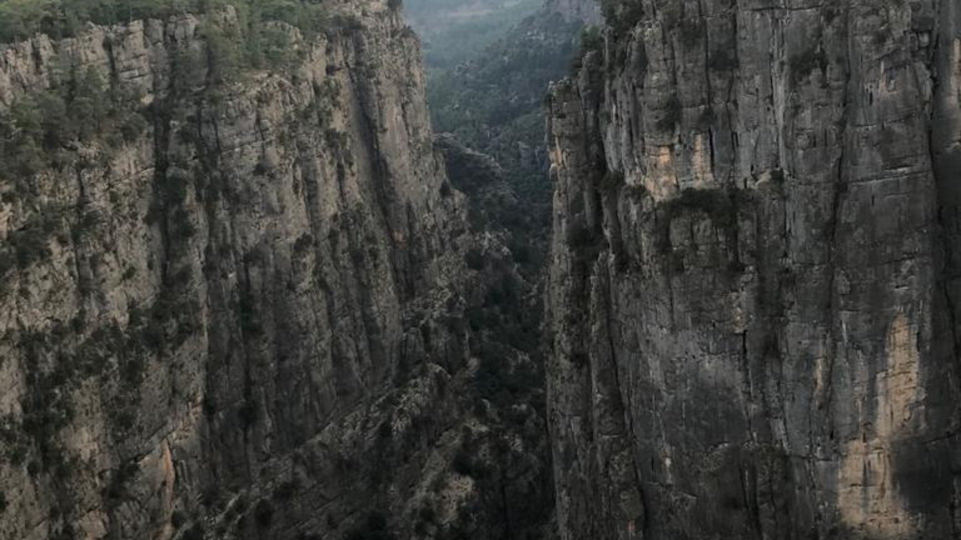 Tazi Kanyon 13