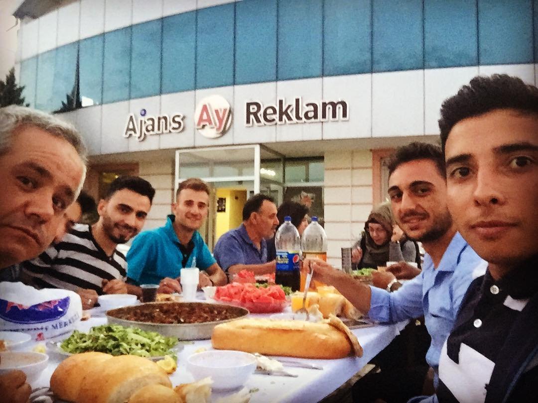 19367370_1905317346413514_2010120629549793280_n