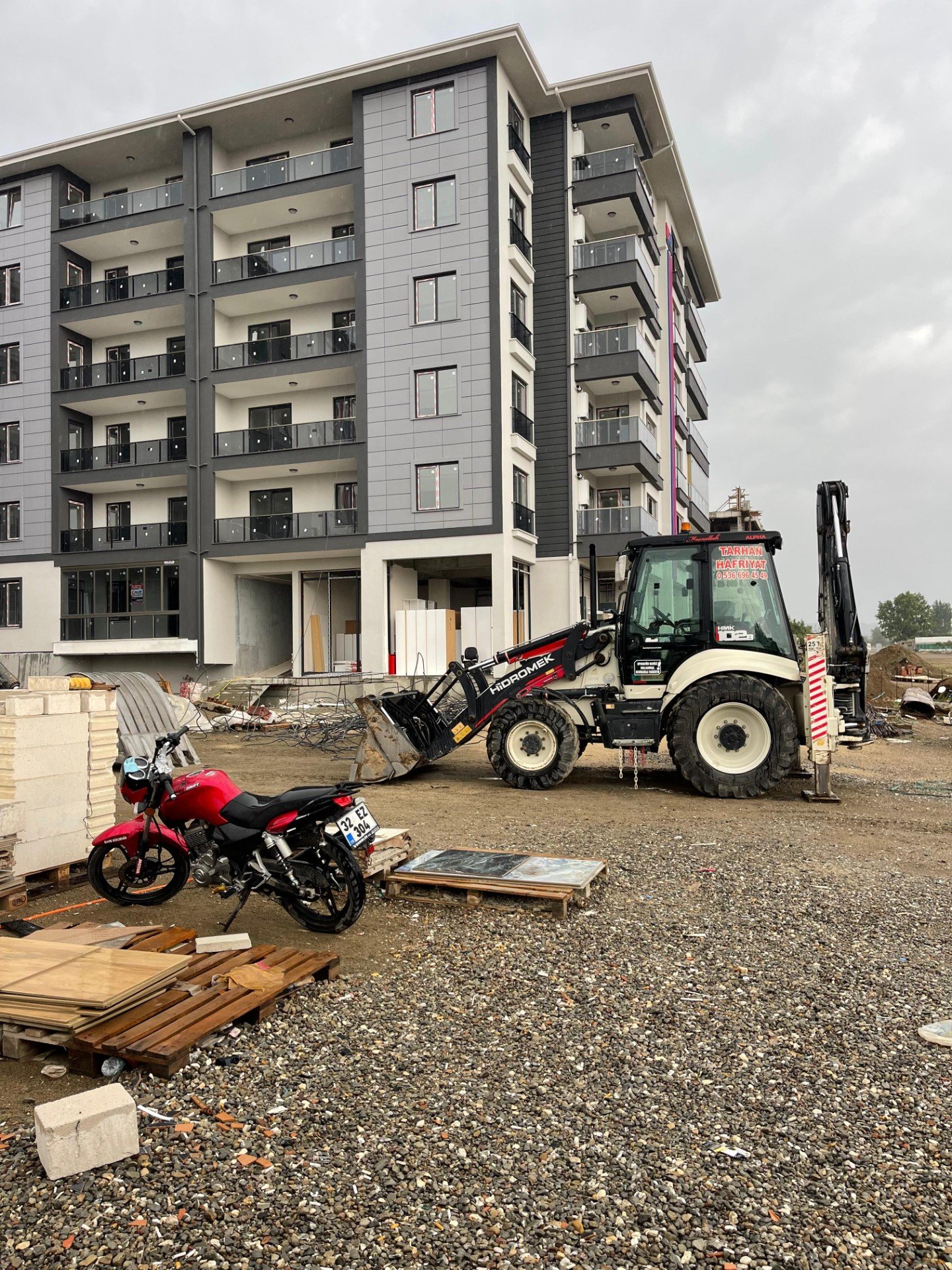 WhatsApp Image 2024-04-08 at 15.03.21 (1)