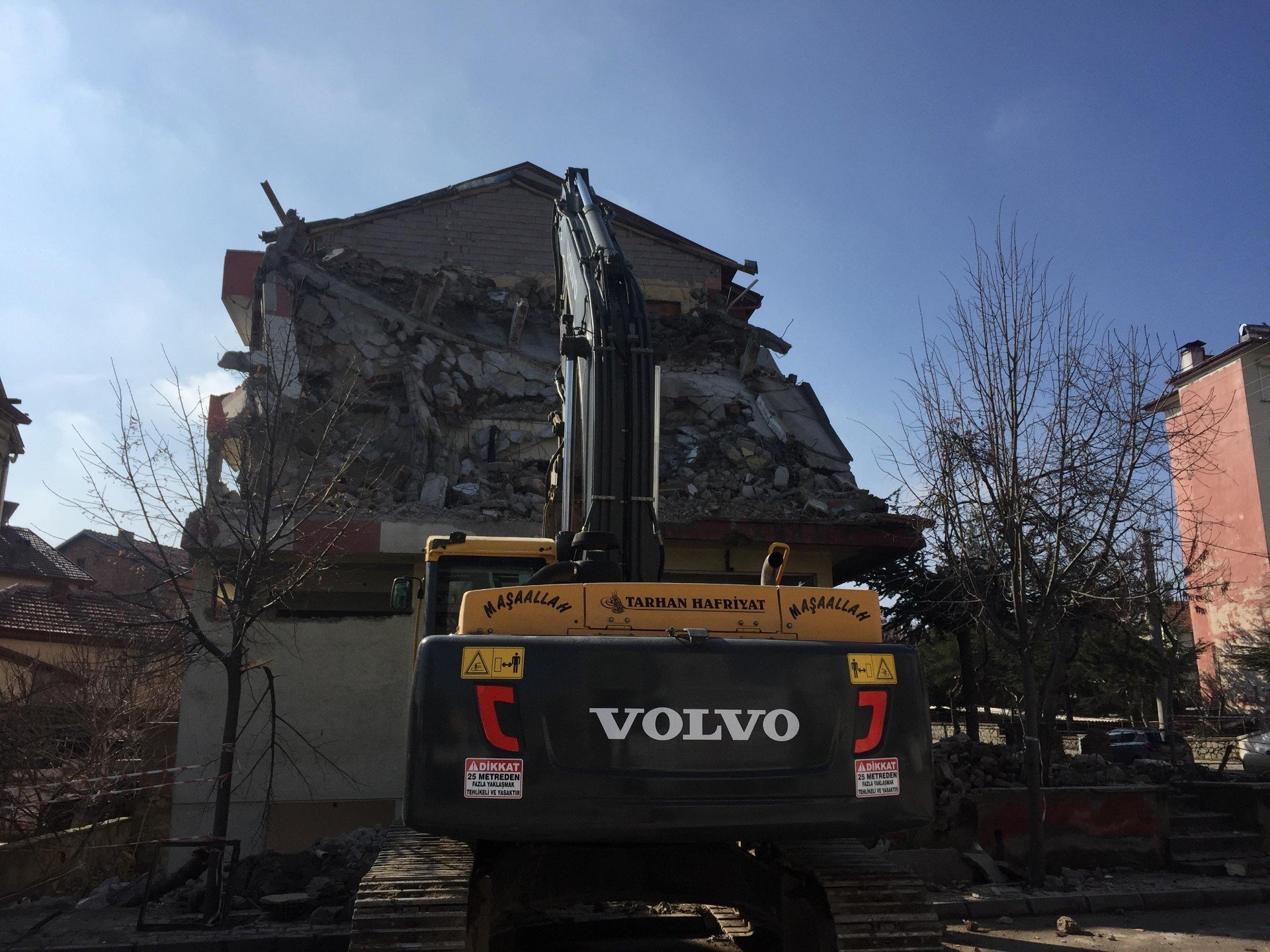 WhatsApp Image 2024-04-08 at 15.16.49 (1)