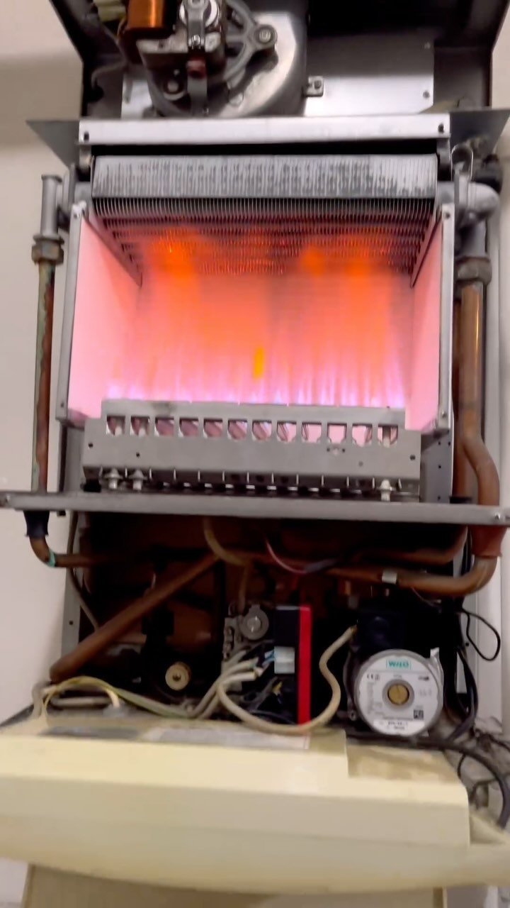 404889075_3701275223525946_1974053283234360915_n