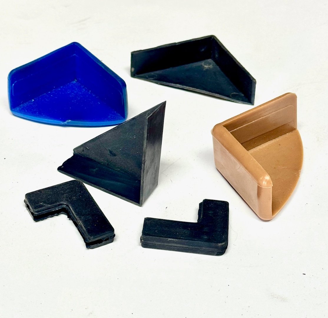 Kose-Pvc-Plastik-Lastik-Renkli-Takoz