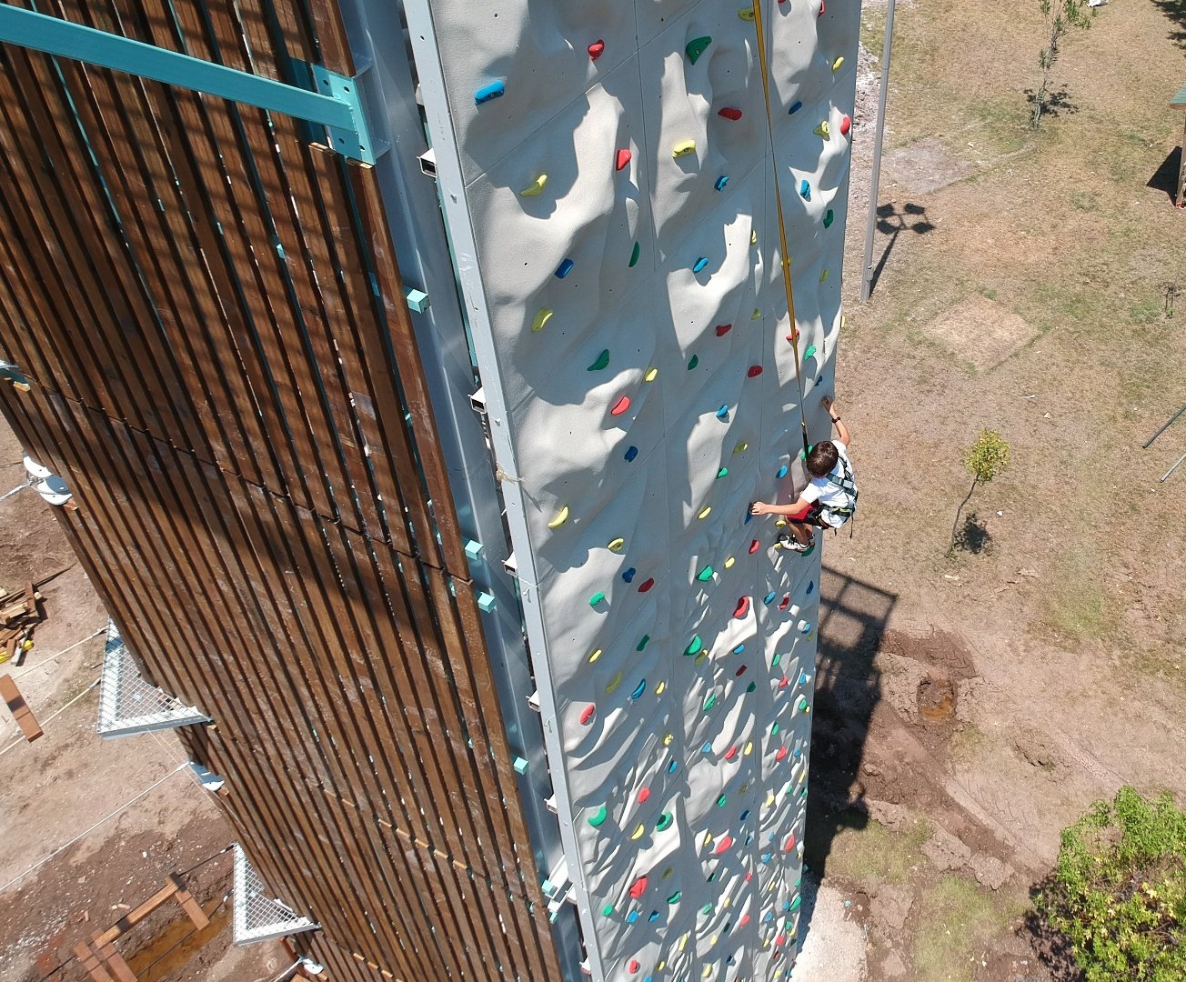 polyester climbing wall