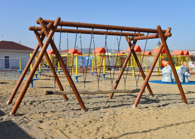 İnegöl Belediyesi Çocuk Macera Alanı 6