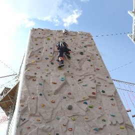 Polyster Climbing Walls