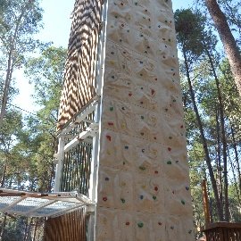Polyster Climbing Walls