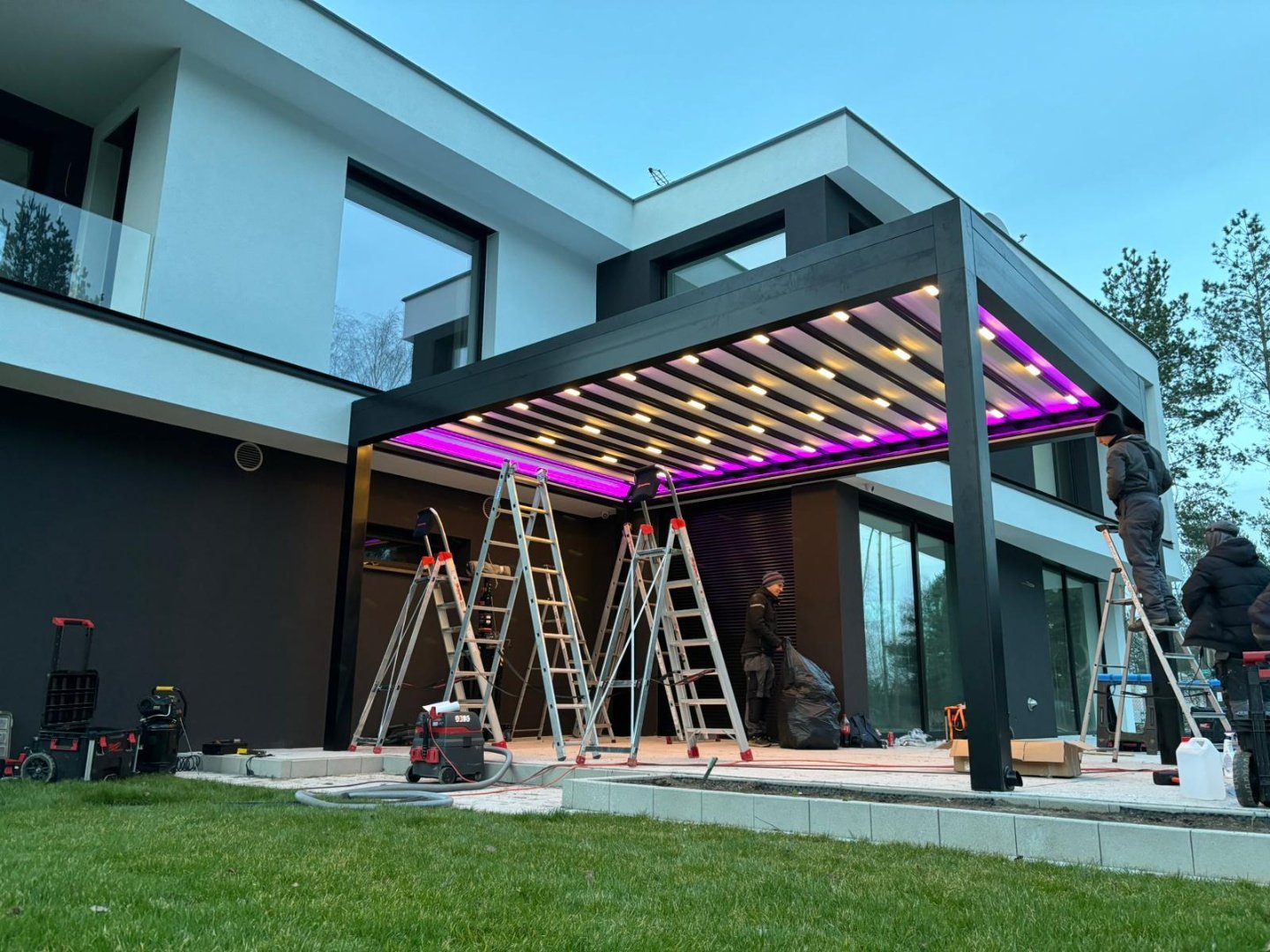 Sonnenschutz- und Outdoor-Lösungen