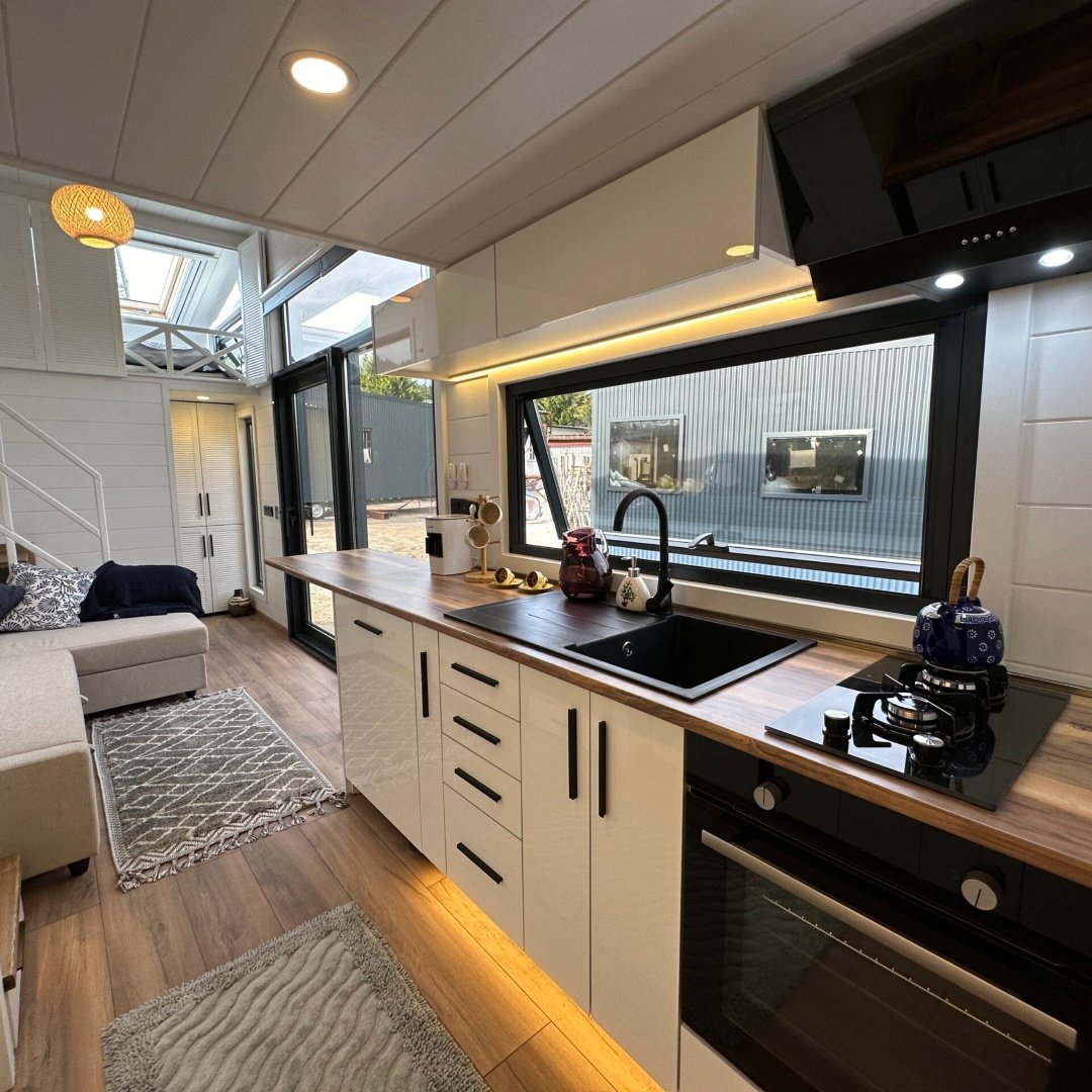 Queen Dream 830-34-9 (1)