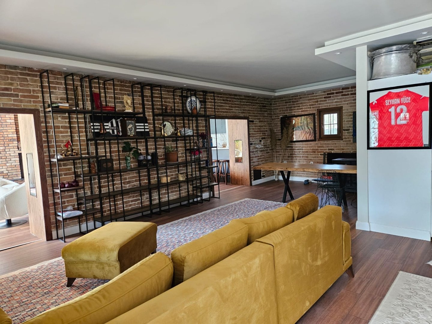 Whatsapp Image 2025-10-28 At 12.44.09 (3)