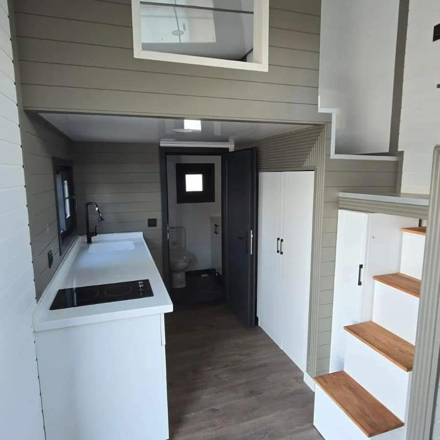 Queen Dream River Premium Tiny House