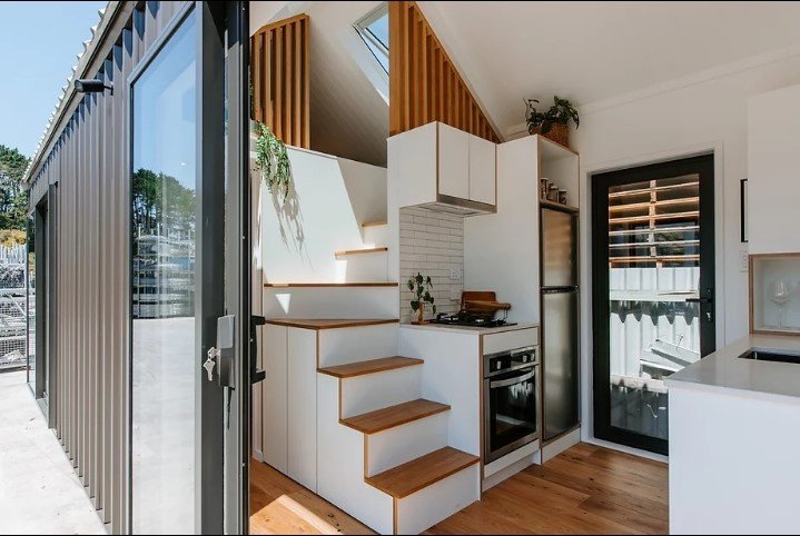 Queen Dream 100 Plus Preimum Tiny House