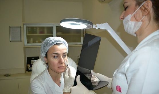 A story of the dermatologist who self-injects Botox