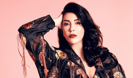 hande yener çeşme ve alaçatı